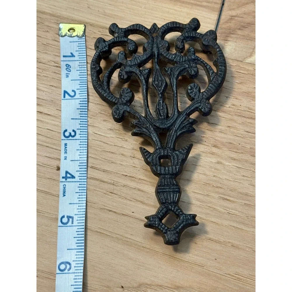 Wilton Trivet Cast Iron Small Black Footed Scroll Openwork Design 5.5 Inch